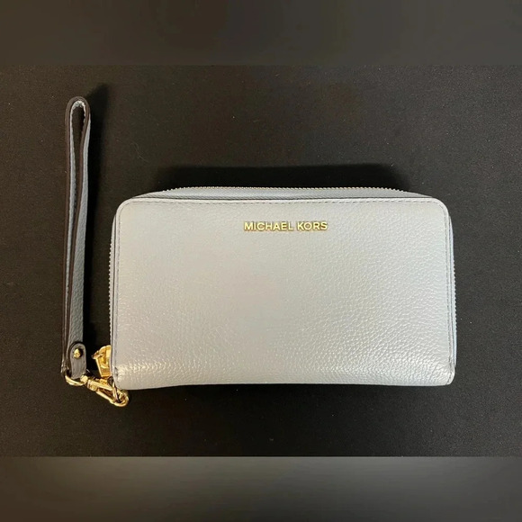 Michael Kors Pale Blue Wristlet Wallet - Picture 1 of 8